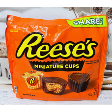 Шоколадні конфети REESE'S miniature cups з арахісовою пастою оригінал