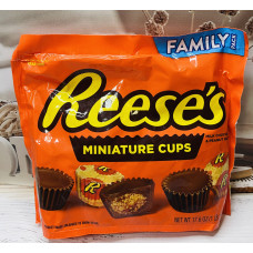 Шоколадні конфети з арахісовою пастою всередині REESE'S miniature cups оригінал
