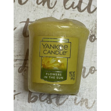 Свічка "Квіти під сонцем" Yankee Candle оригінал