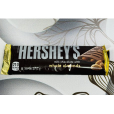 Шоколадка Hershey's Whole Almonds із цільним мигдалем оригінал