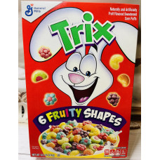 Сухий завтрак Trix фруктові кольорові кульки та фігурки оригінал
