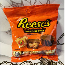 Шоколадні конфети REESE'S miniature cups з арахісовою пастою оригінал