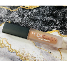 Рідка помада Huda Beauty колір Girlfriend оригінал